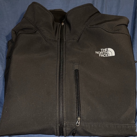 The North Face men’s 2XL soft shell jacket - Picture 2 of 3
